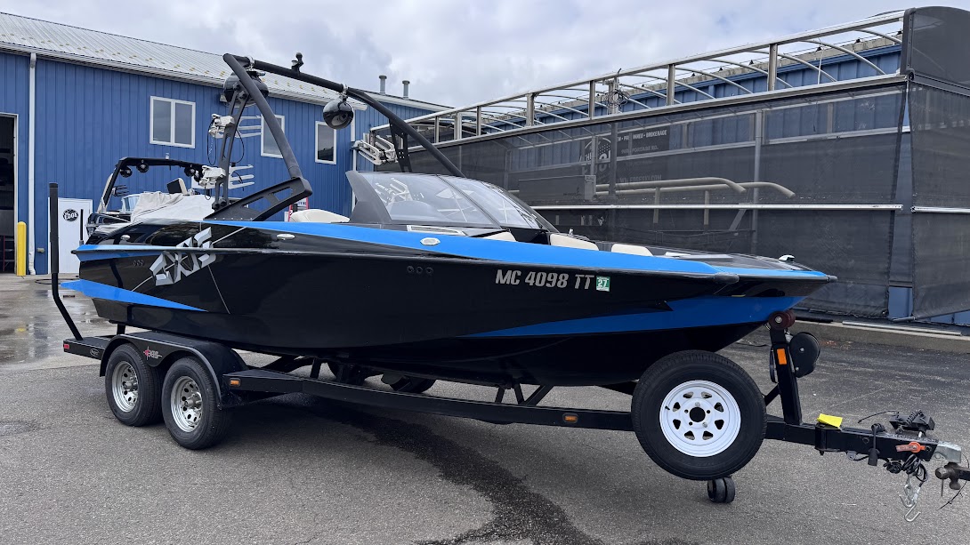 2011 Axis A20
