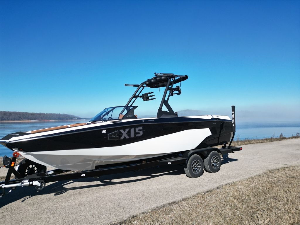2024 Axis Wake Research A225