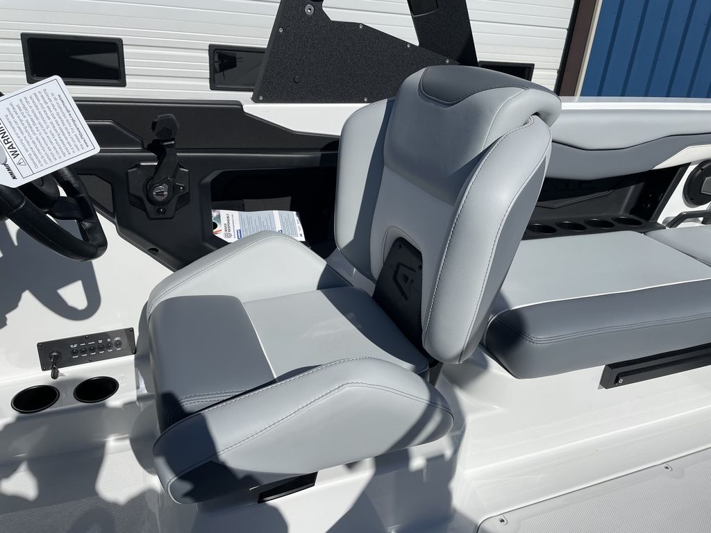 2024 Axis Wake Research T220-R