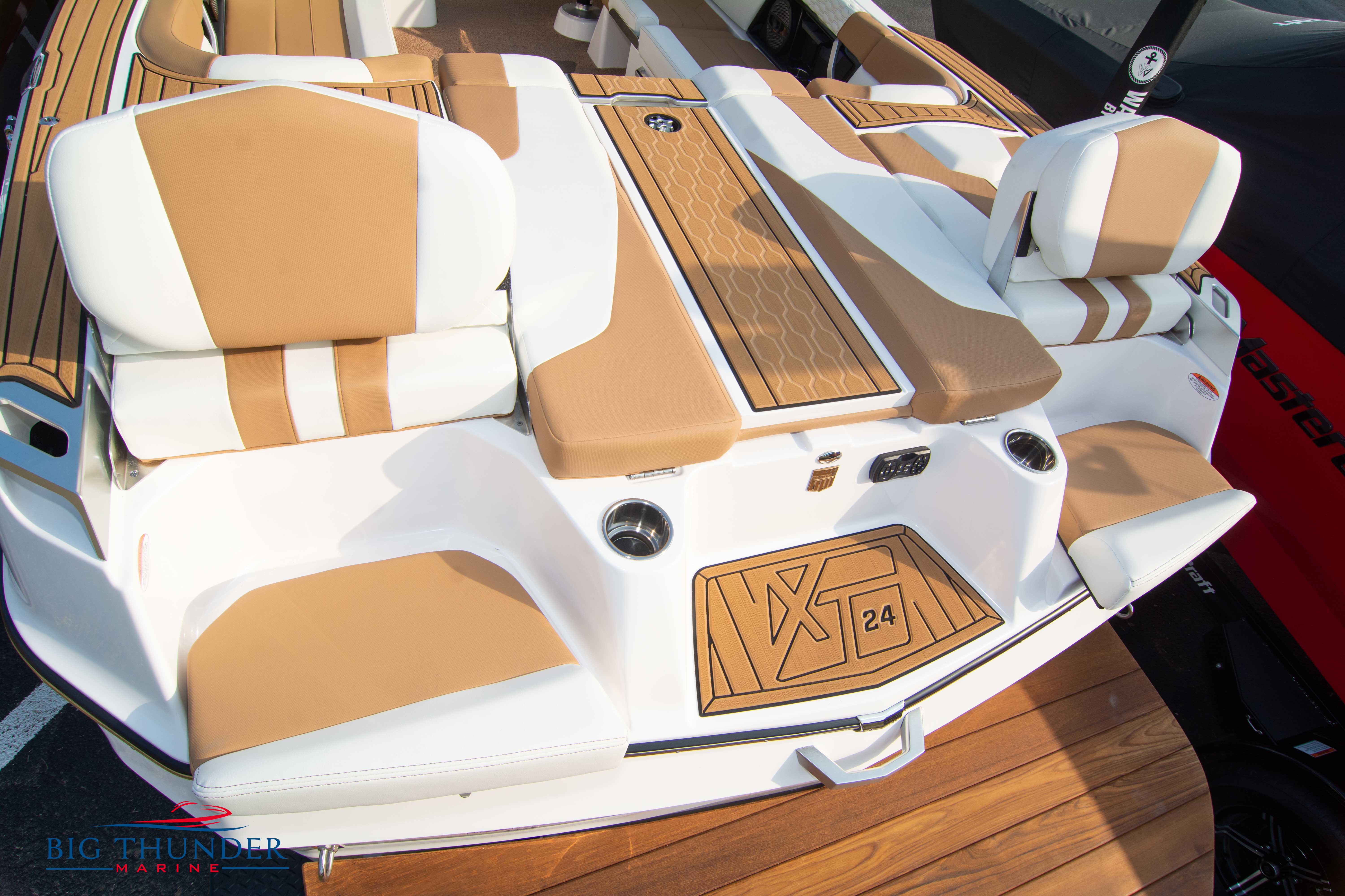 2023 Mastercraft XT24