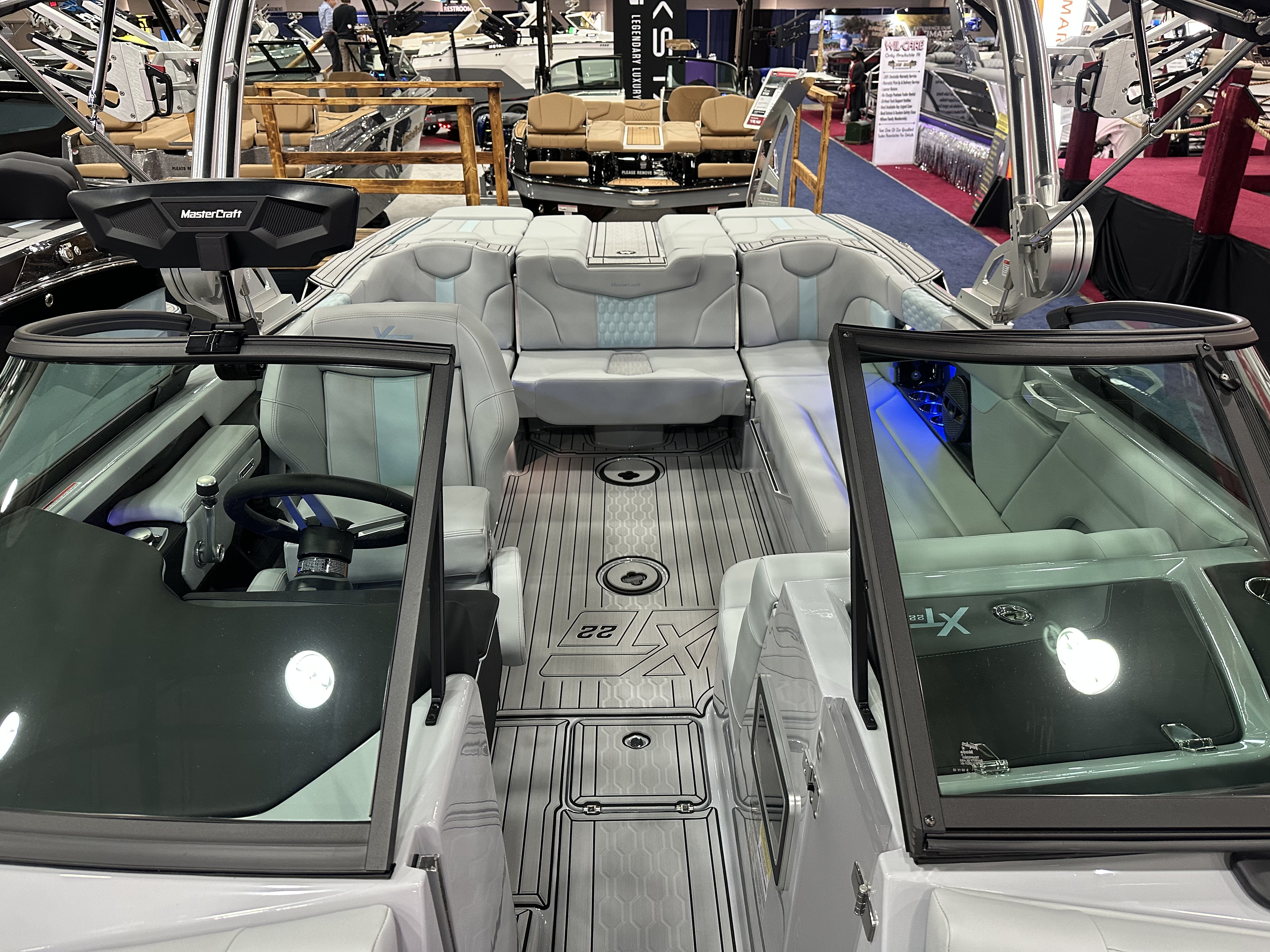 2025 MasterCraft XT22