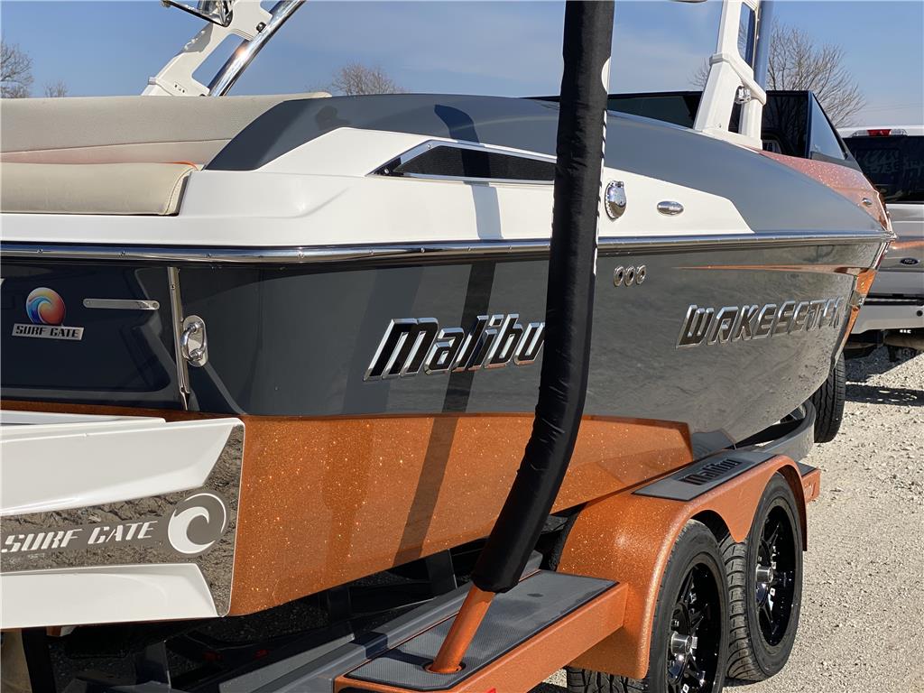 2014  Malibu Wakesetter  23LSV Icon