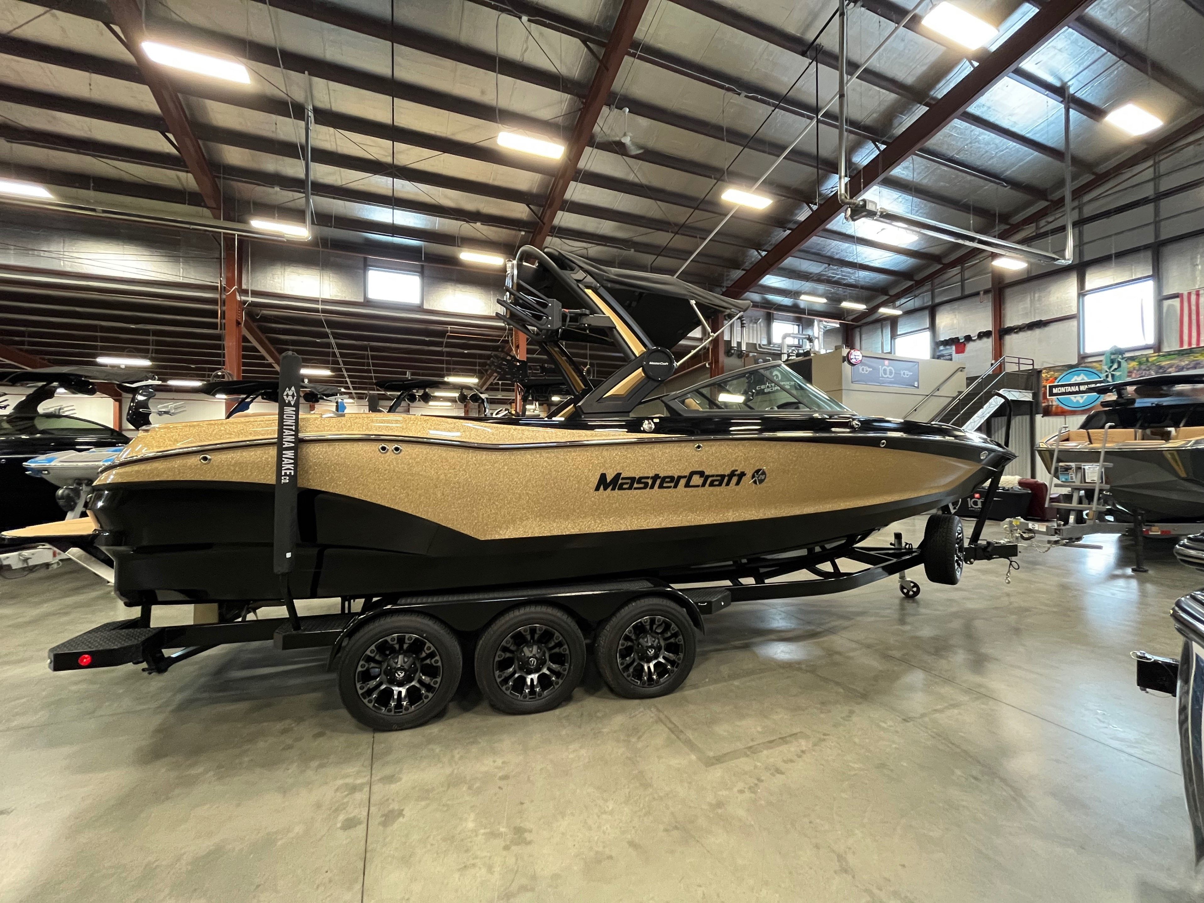 2022 MasterCraft X26