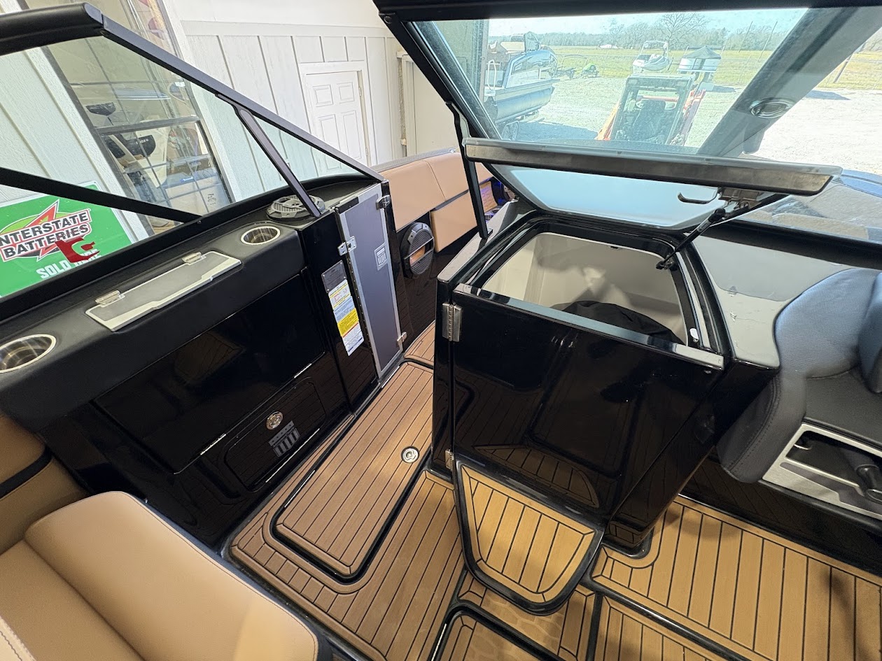 2022 MasterCraft X26