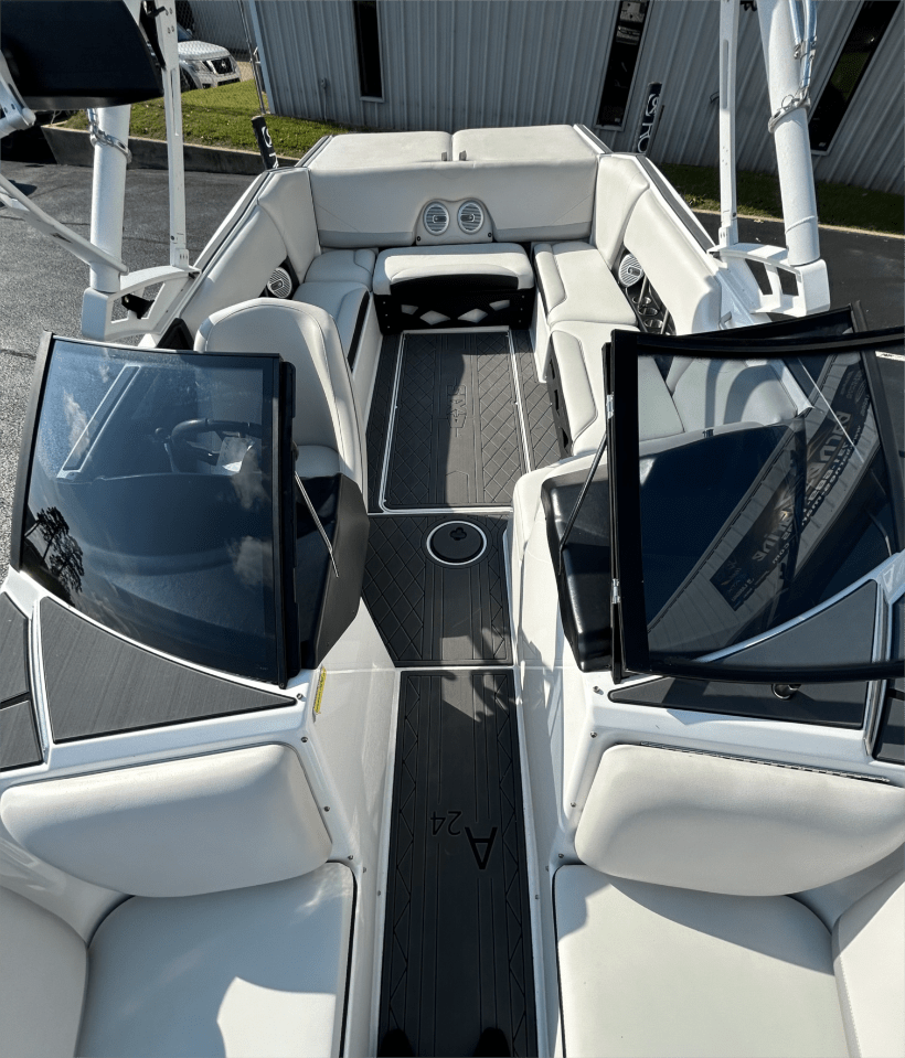 2014 AXIS A24