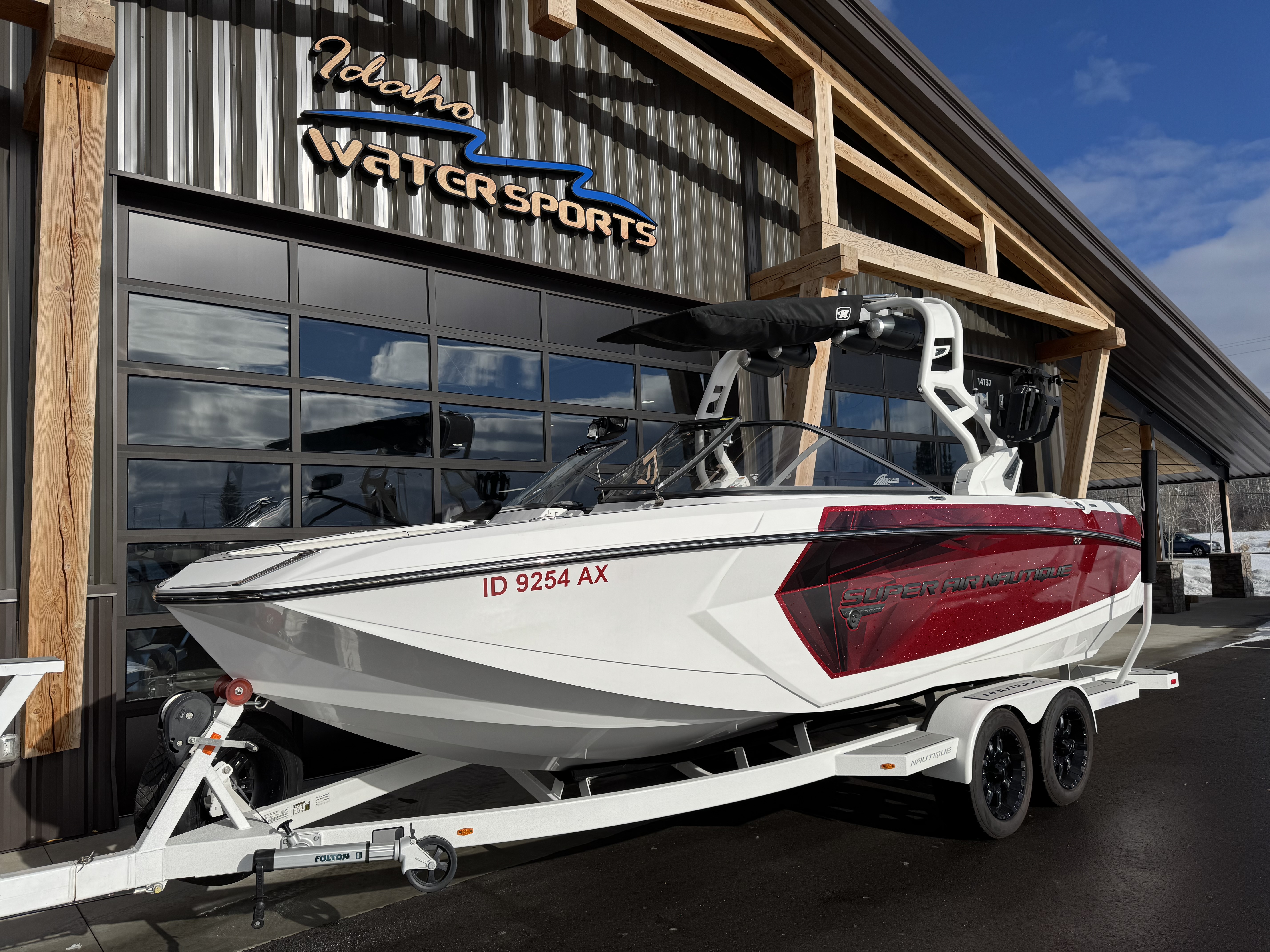 2018 Nautique G23
