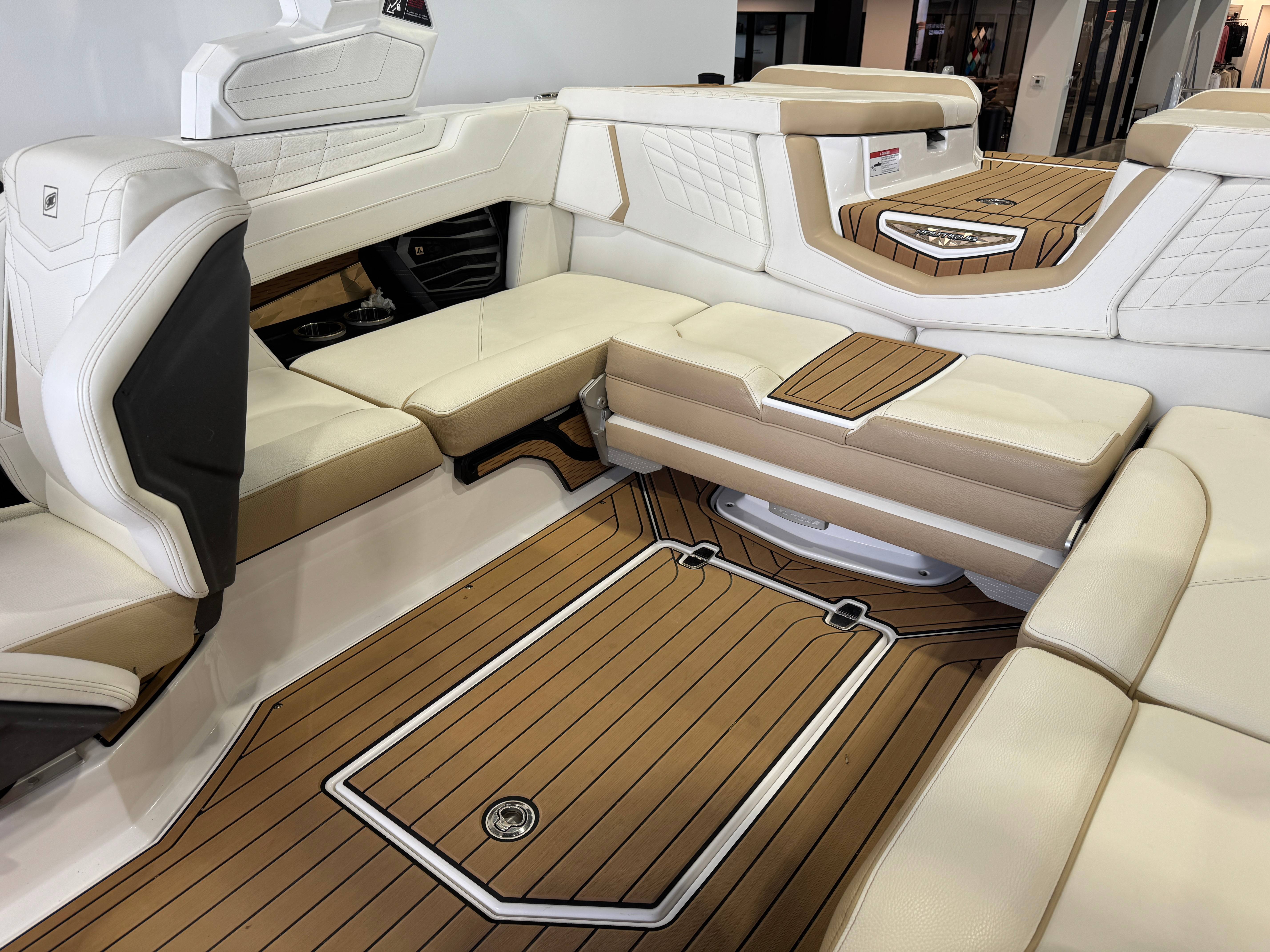 2022 Nautique Super Air Nautique G21