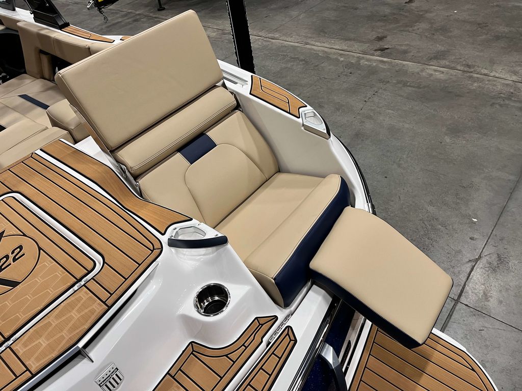 2025 MasterCraft X22