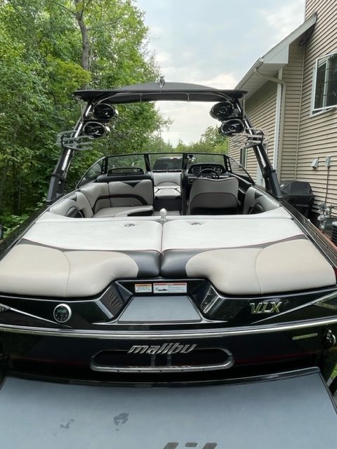 2011 Malibu Wakesetter VLX