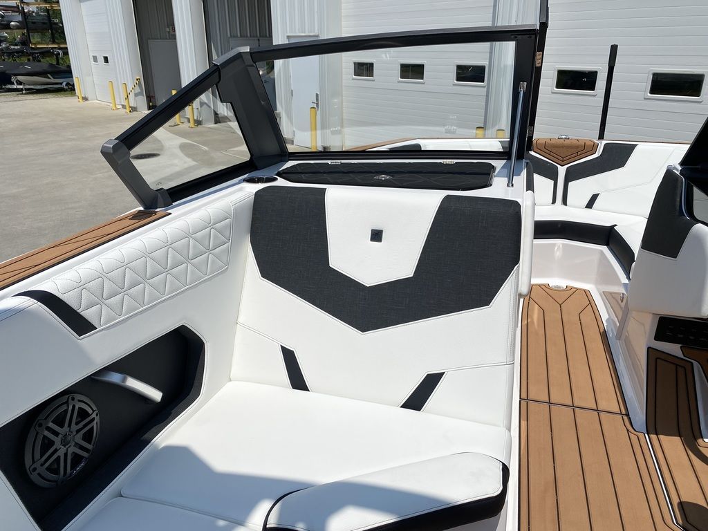 2025 Nautique Super Air Nautique GS20