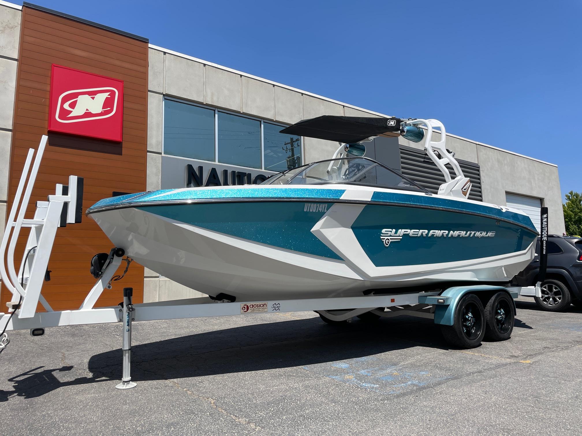 boat.Title