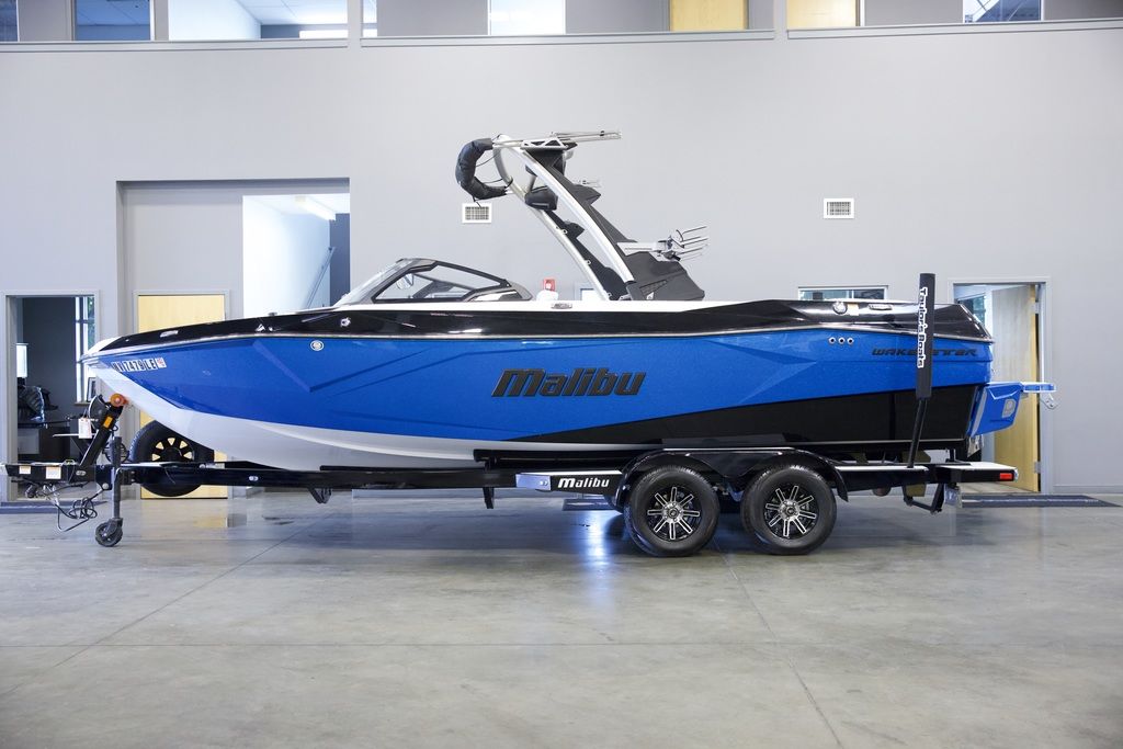 boat.Title