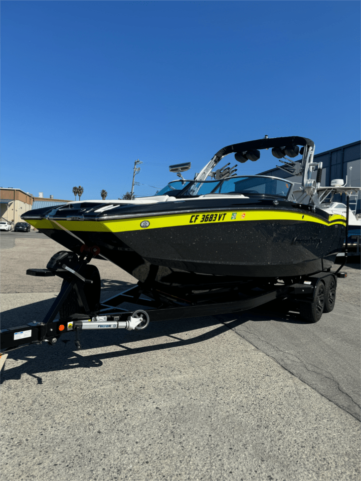 Excellent Condition Low Hour 2020 Mastercraft XStar