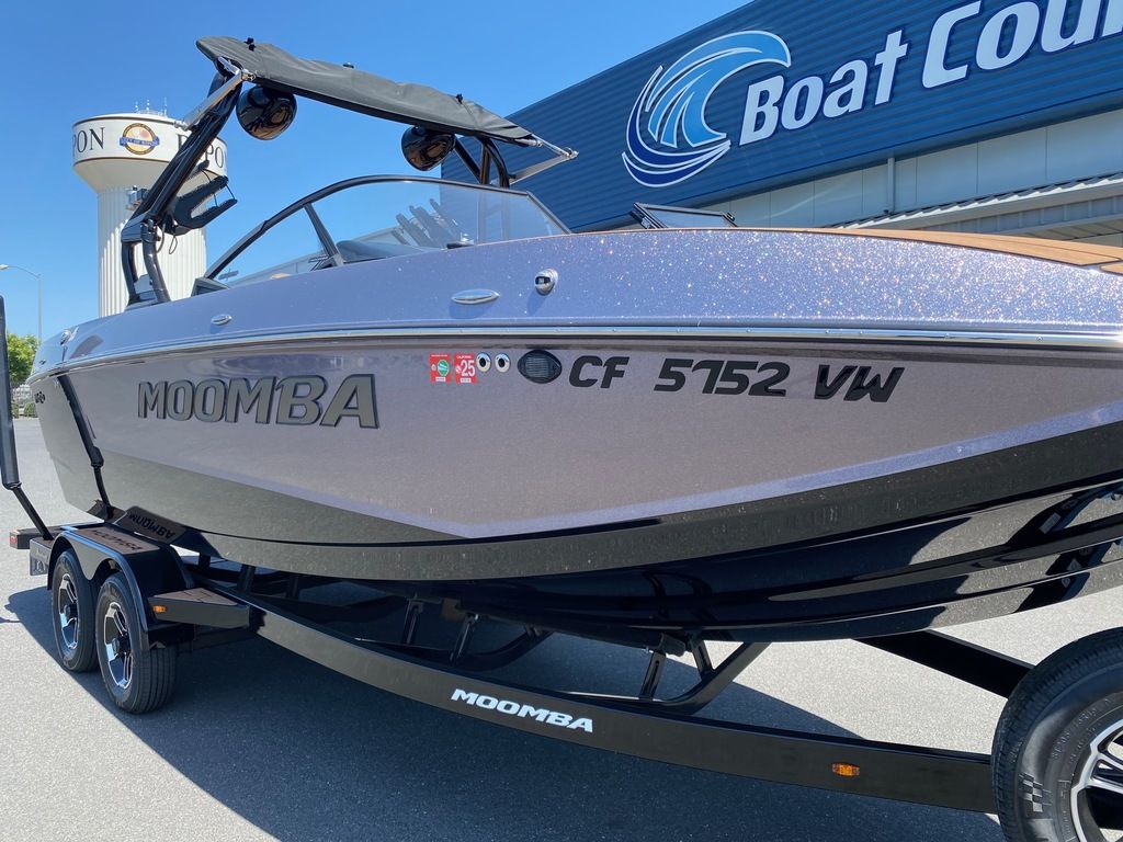 2023 MOOMBA Mojo
