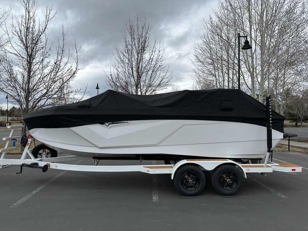 2025 Nautique Super Air Nautique S21