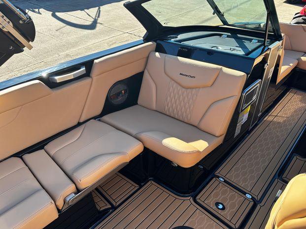 2024 MasterCraft XT24