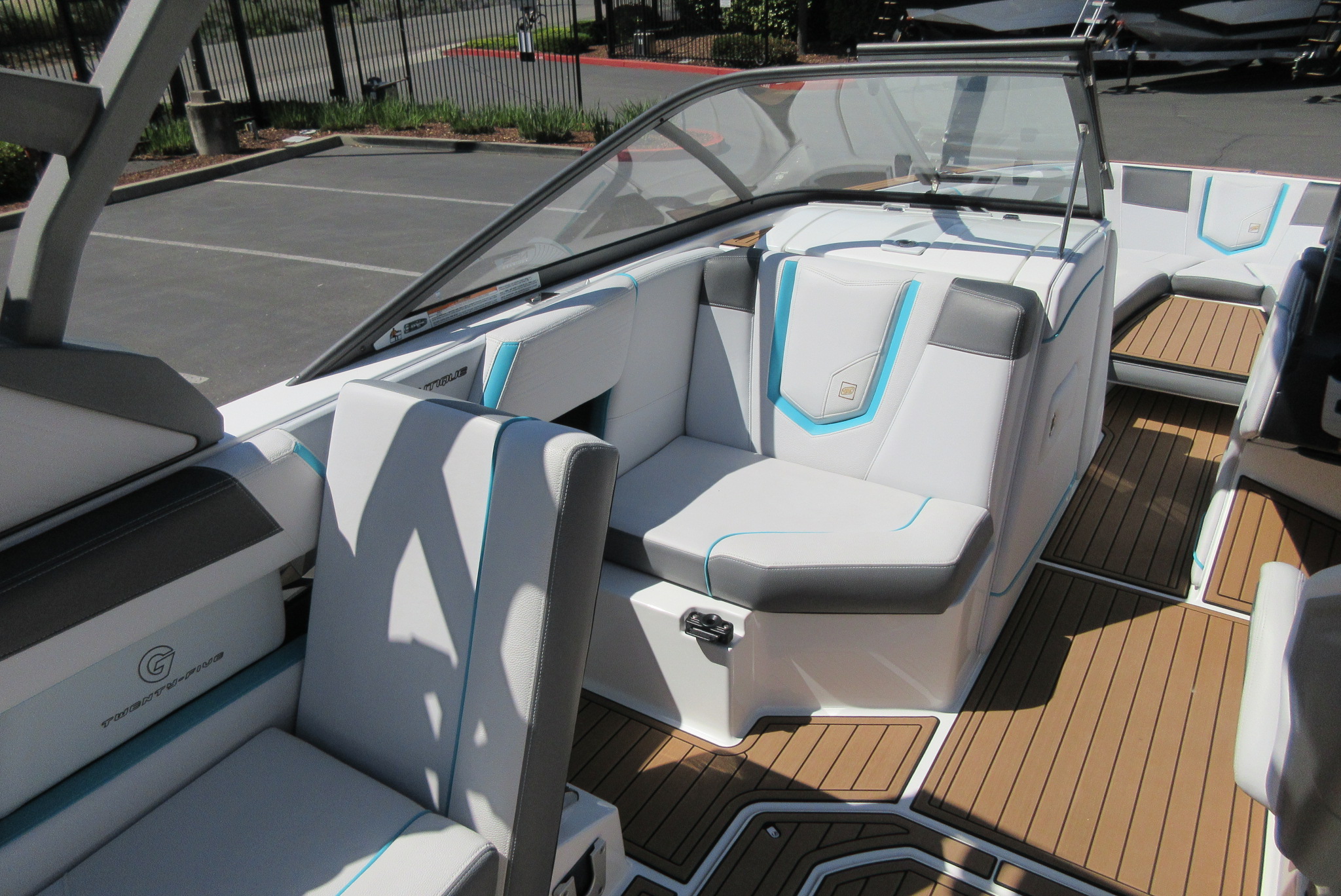 2018 Nautique Super Air G25