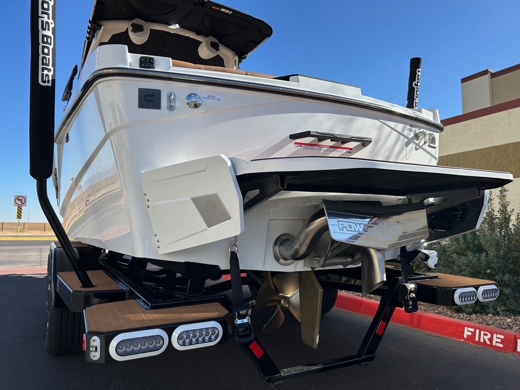 2025 Axis Wake Research T235