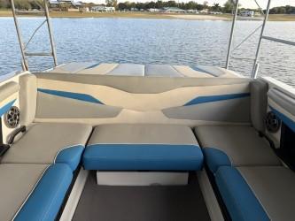 boat.Title