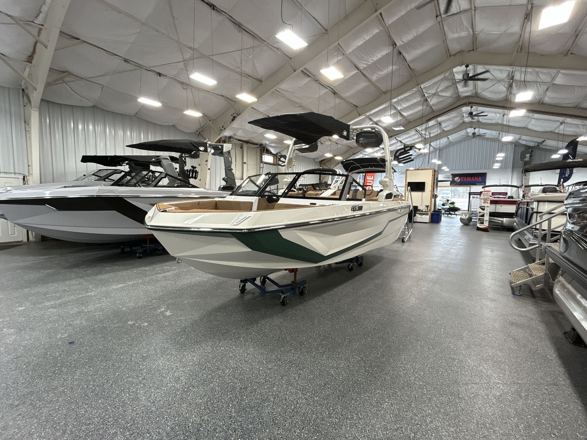 2025 Nautique GS20