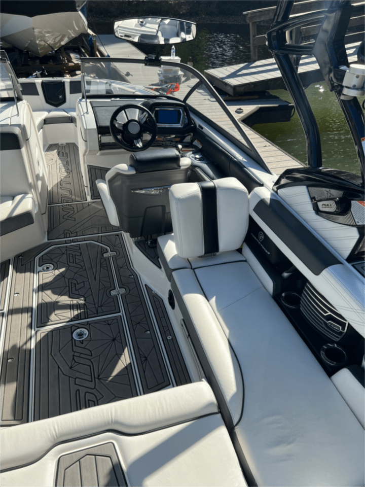 2016 Nautique Super Air G23 – Excellent Condition &amp; Loaded