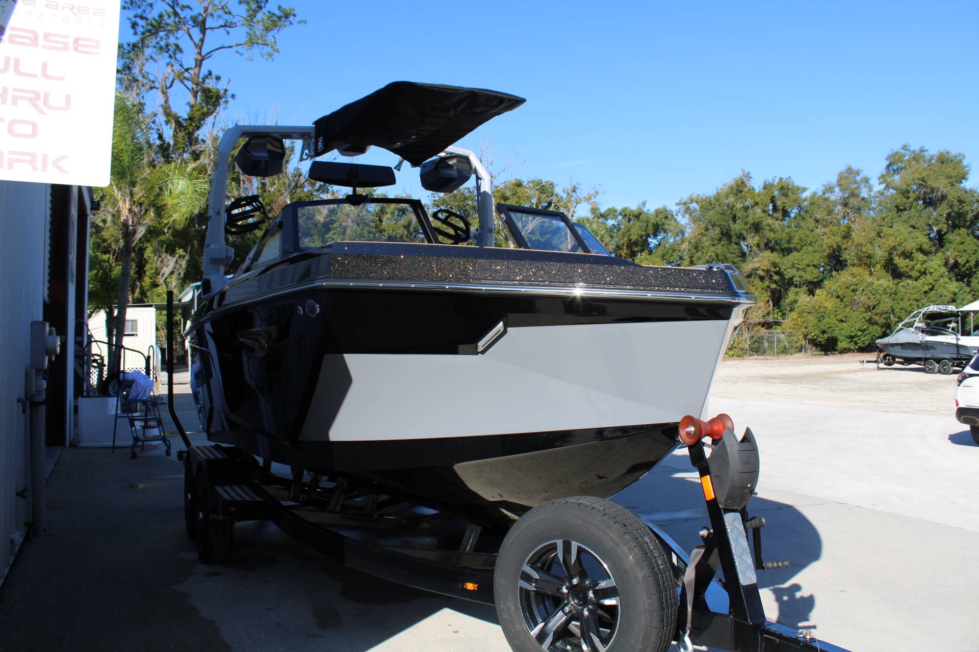 2025 Nautique S21
