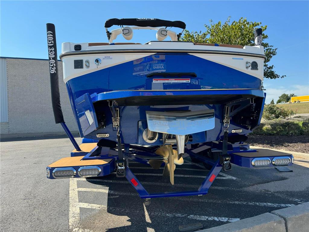 2024 Axis T250