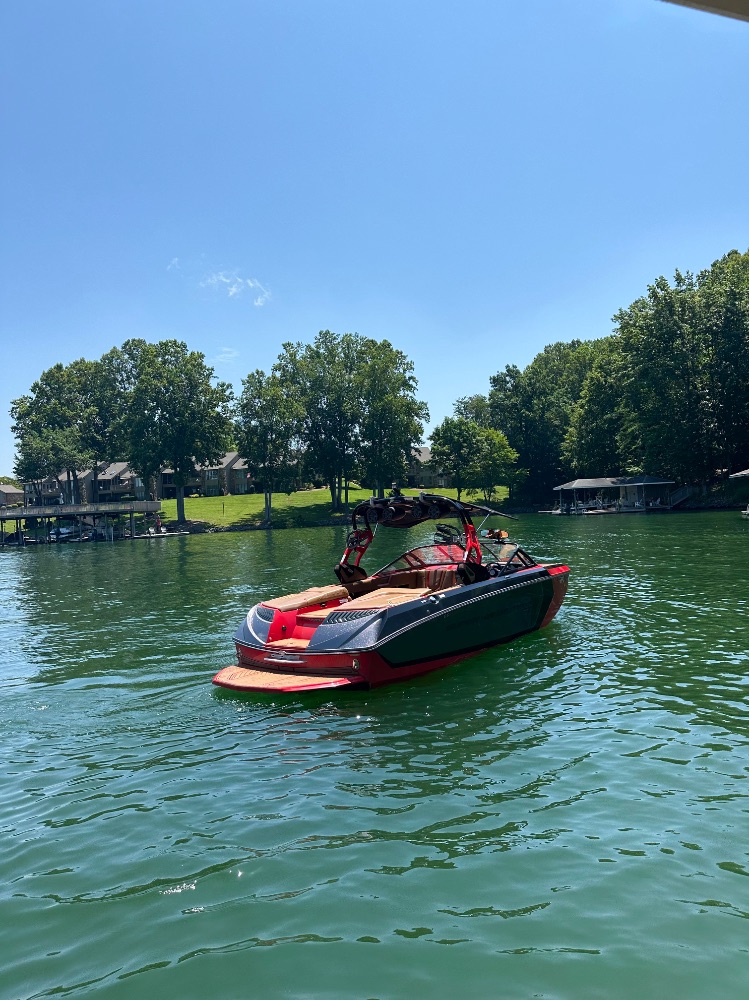 2017 Nautique G23