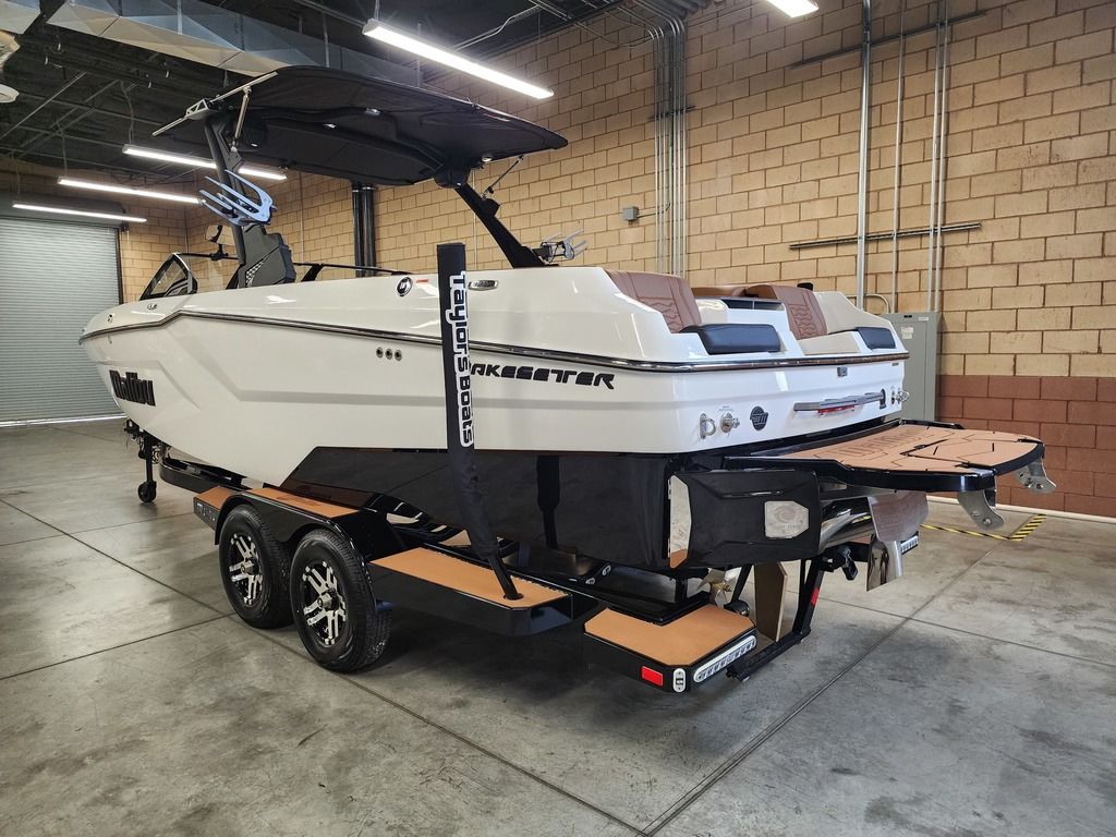 2025 Malibu Boats 24 MXZ