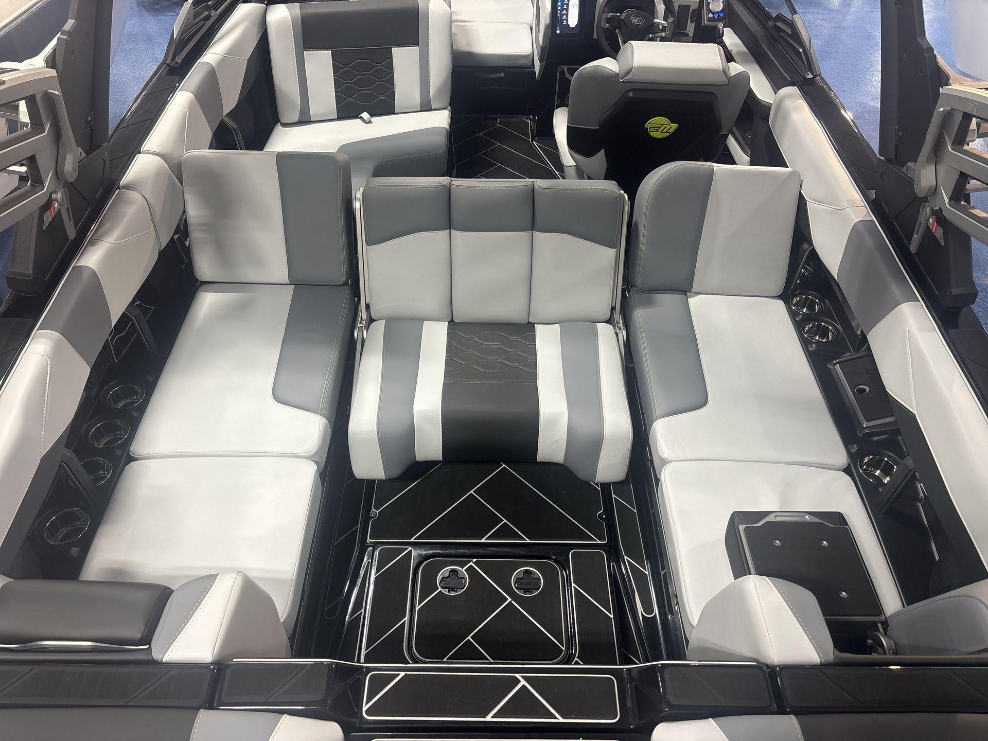 2025 Malibu 23LSV