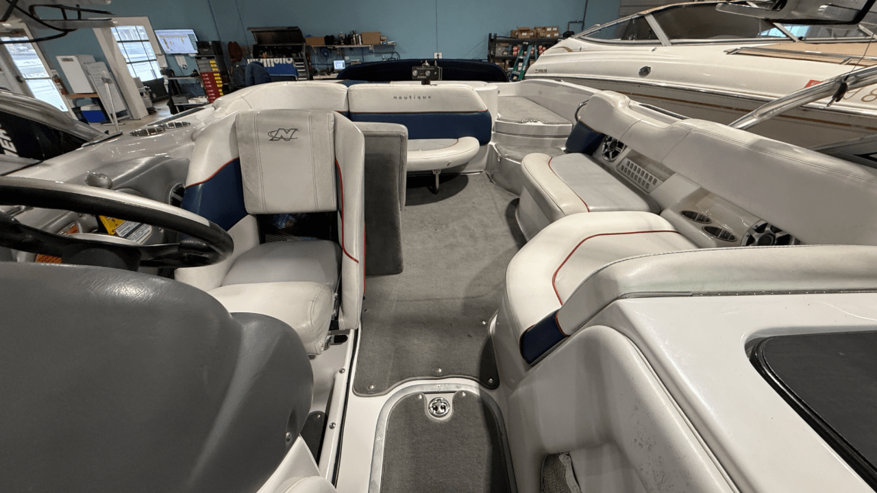 2007 Nautique 211 Team