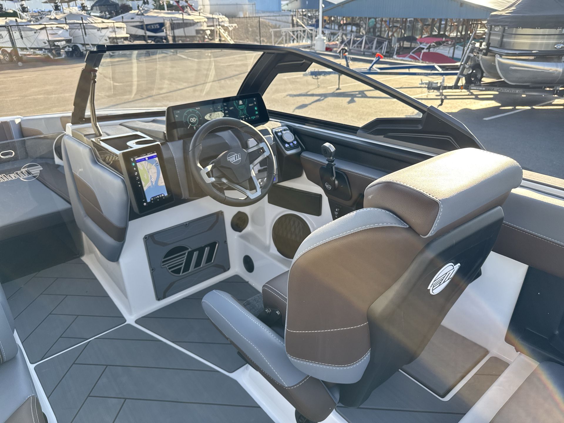 2025 Malibu 26LSV