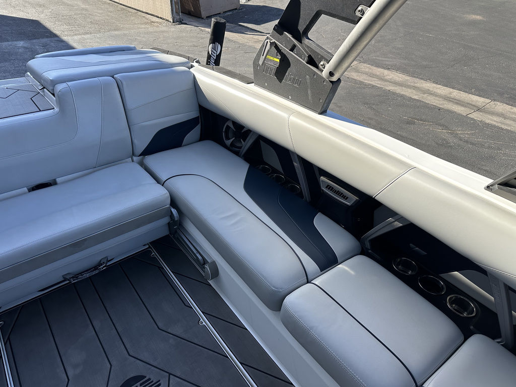2020 Malibu Boats 22 MXZ