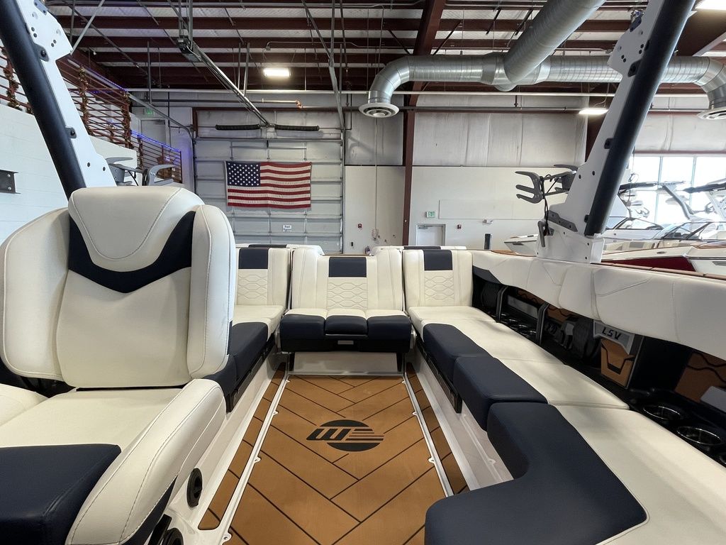 2025 Malibu Boats 23 LSV