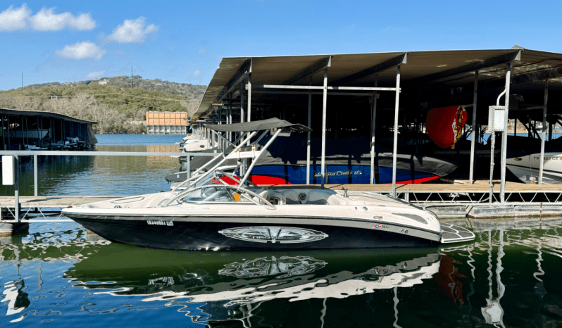 2004 Correct Craft Super Air Nautique SV211