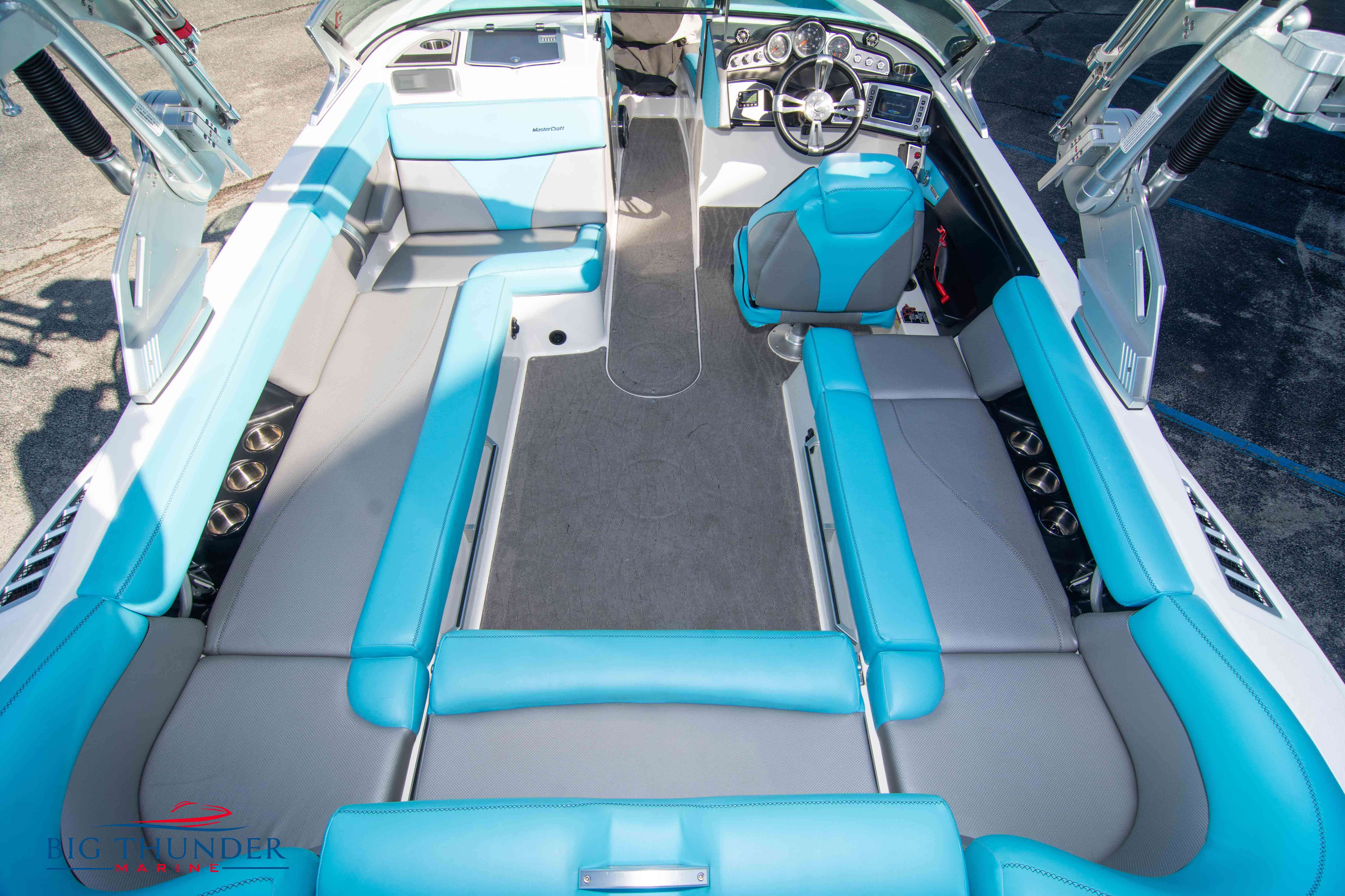 2017 MasterCraft XT23