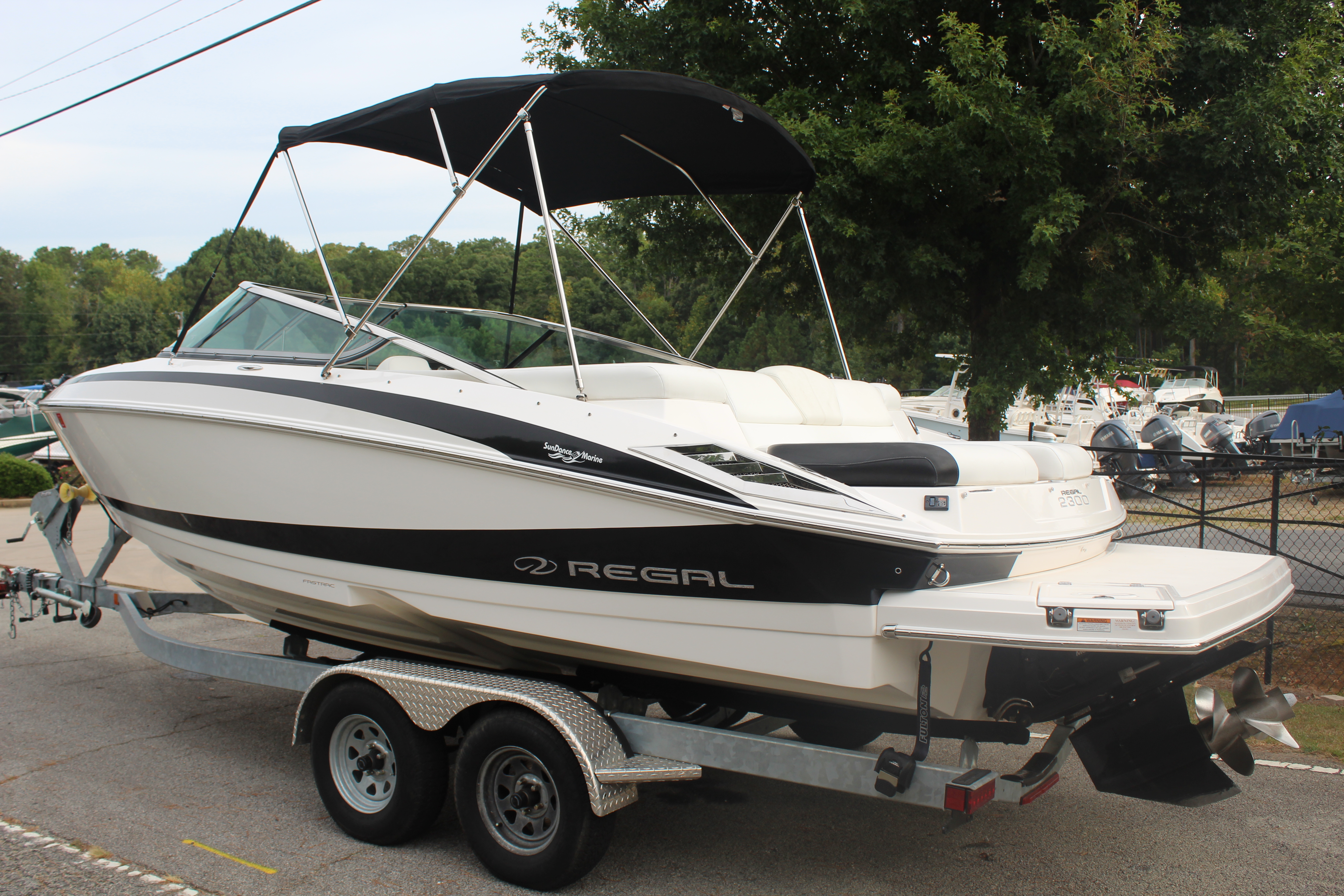 2012 Regal 2300