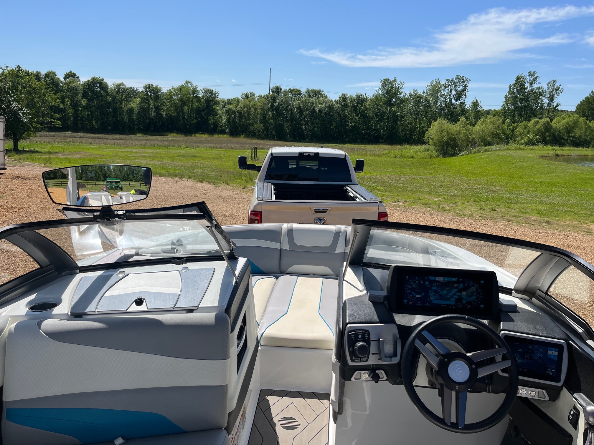 2018 Malibu 24 MXZ, Beautiful, 1 Owner, LOW HOURS!