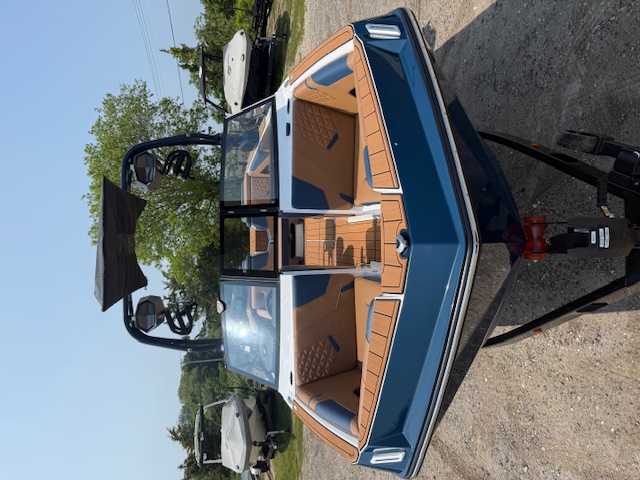 2025 Nautique GS24 