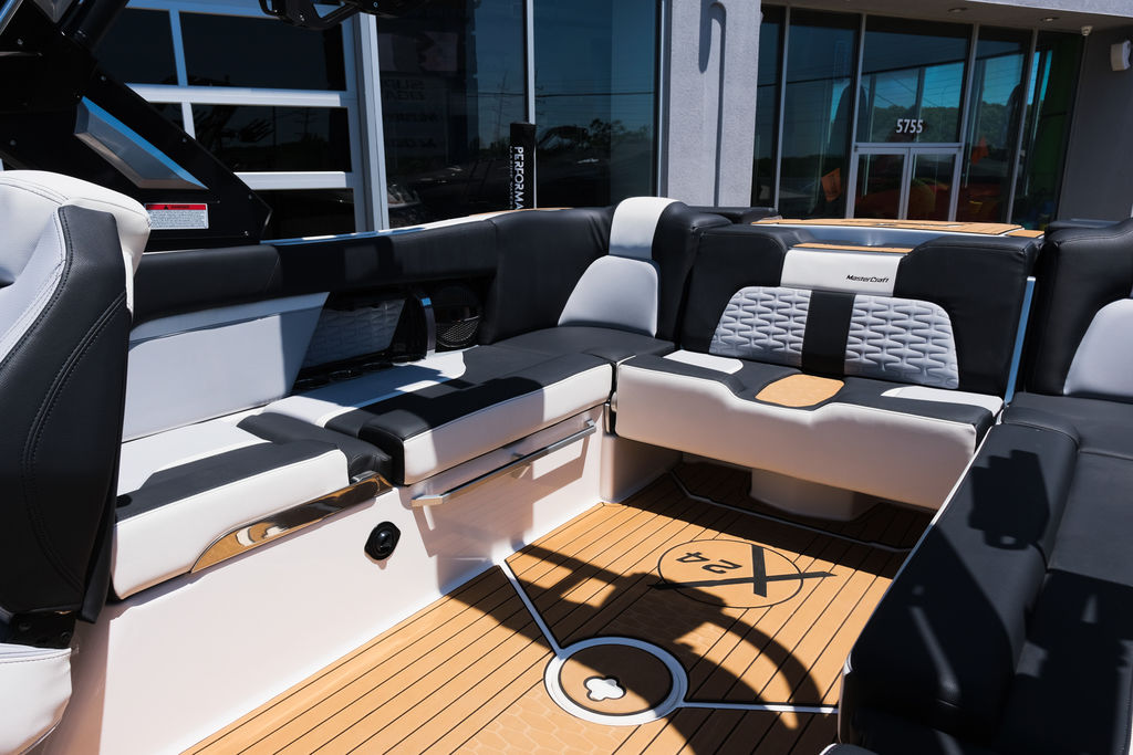 2023 MasterCraft X24 NEW DEALER DEMO  Icon