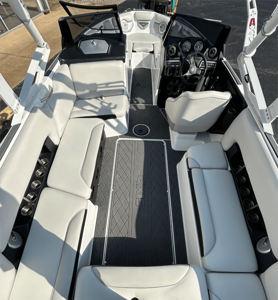 2014 AXIS A24
