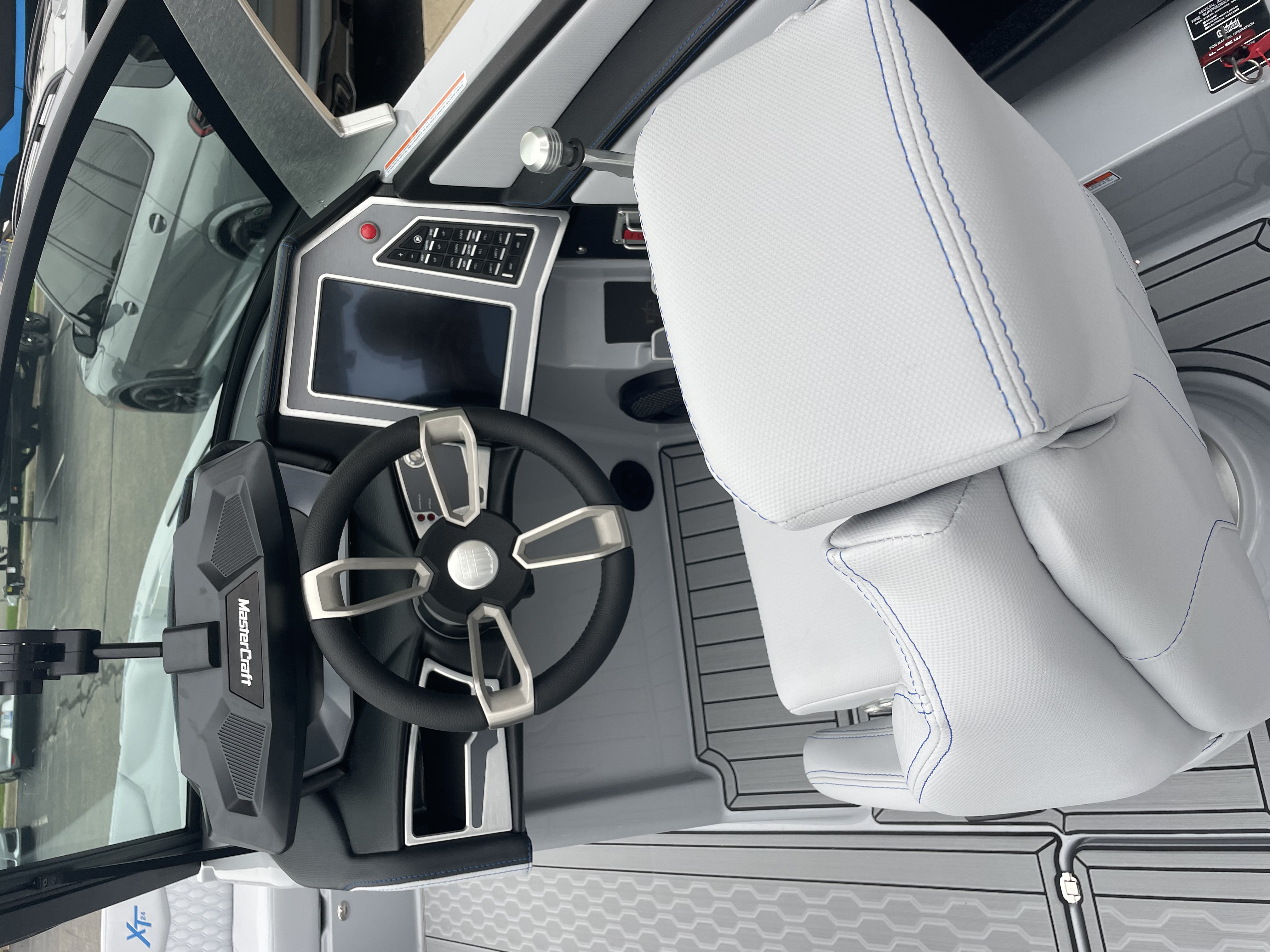 2024 MasterCraft XT24