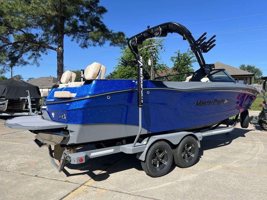 2024 MasterCraft XT24