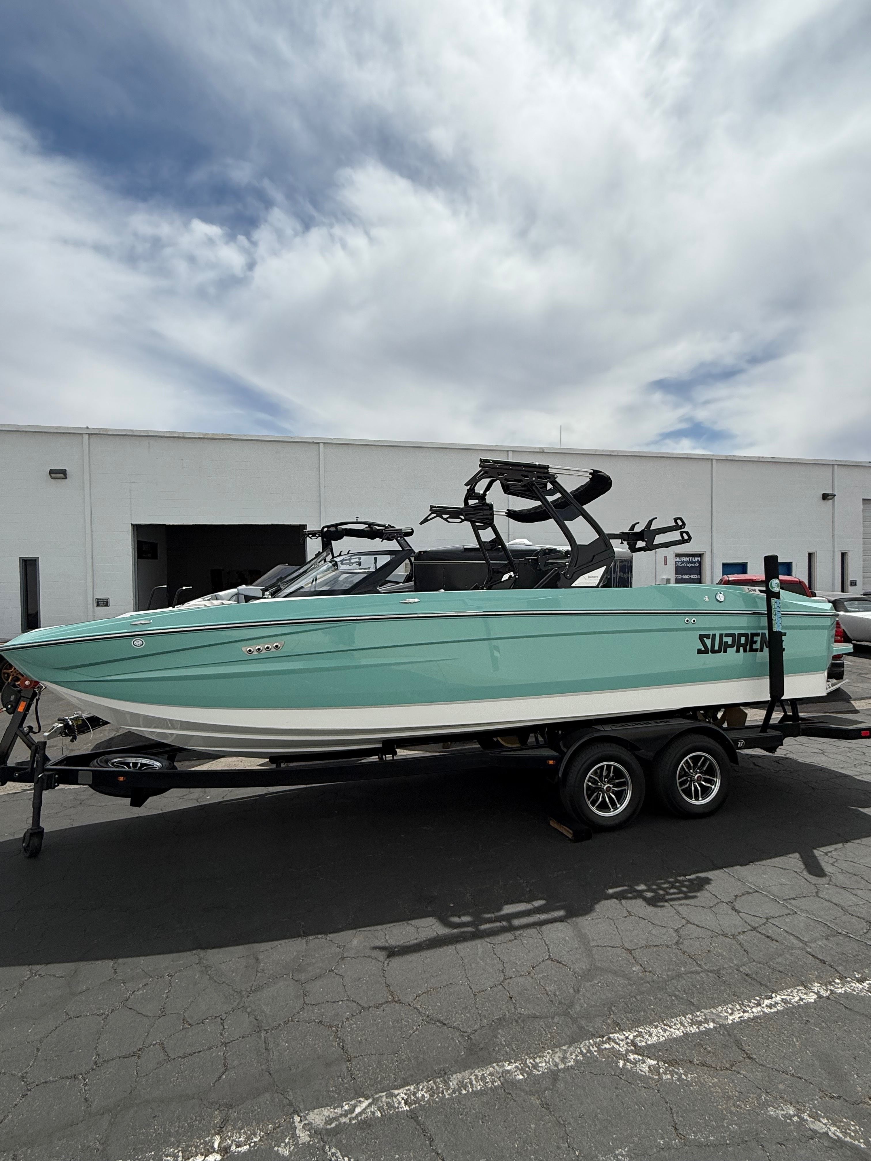 boat.Title
