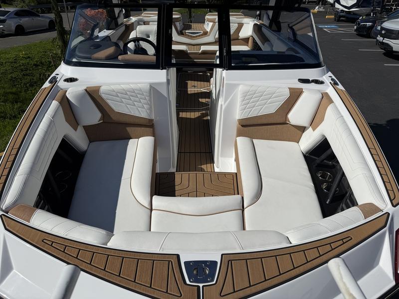2023 Nautique G23