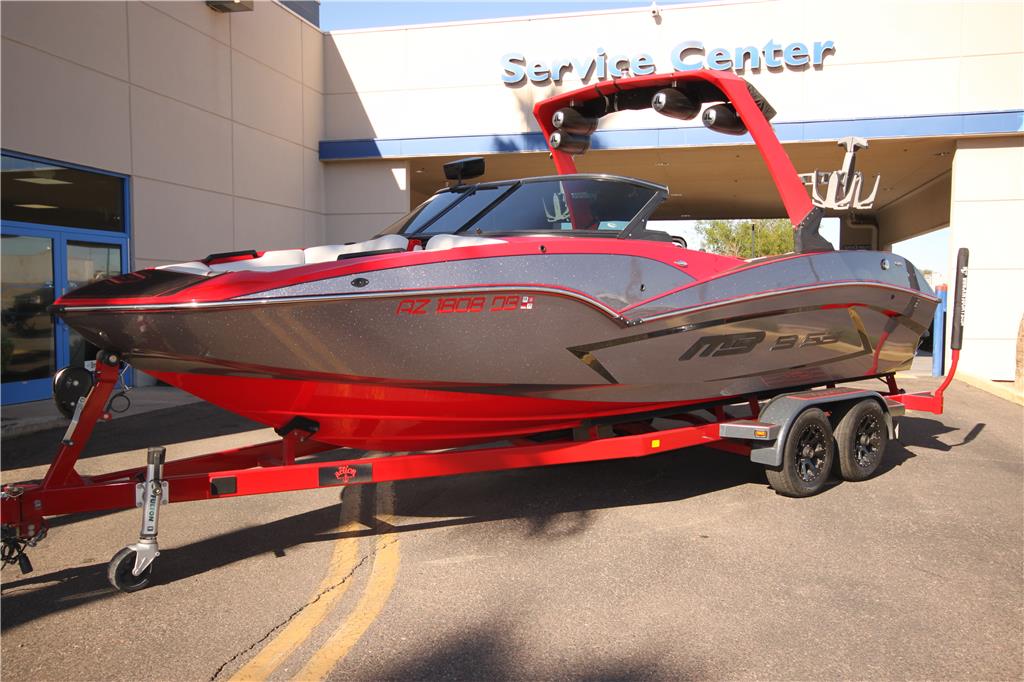 2021 MB Sports B52 23 Alpha – Wakeboard & Wakesurf boat !SUPER CLEAN!