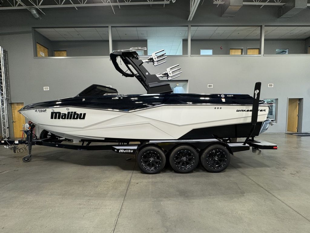 boat.Title