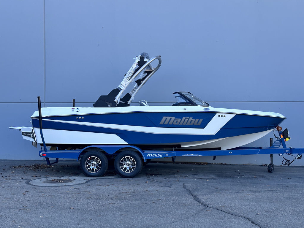 boat.Title