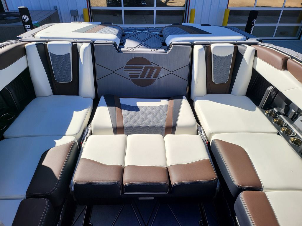 2025 Malibu Boats M230