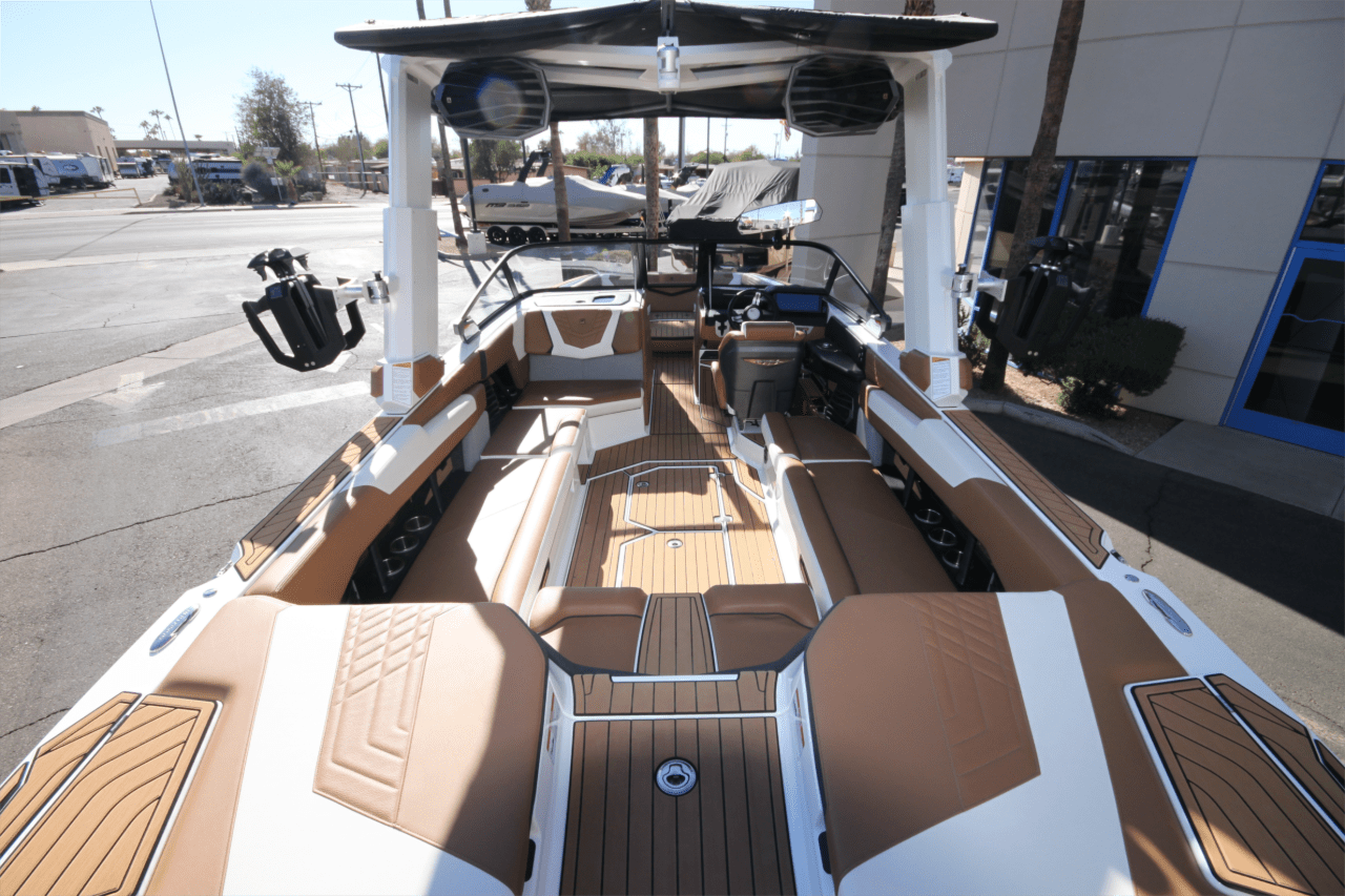 2024 Super Air Nautique G25 &#8211; 118 hours &#8211; Warranty till 8/18/28